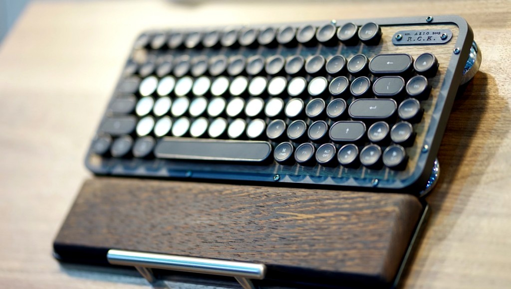 鋒巢網圖文直播| 帶你橫掃2018臺北電腦展-鋒巢網