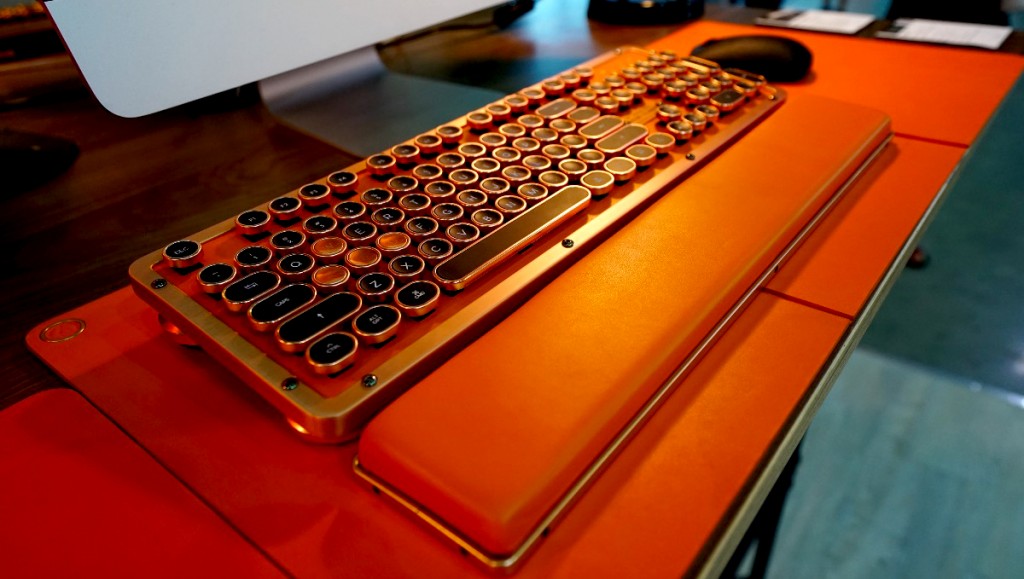 鋒巢網圖文直播| 帶你橫掃2018臺北電腦展-鋒巢網