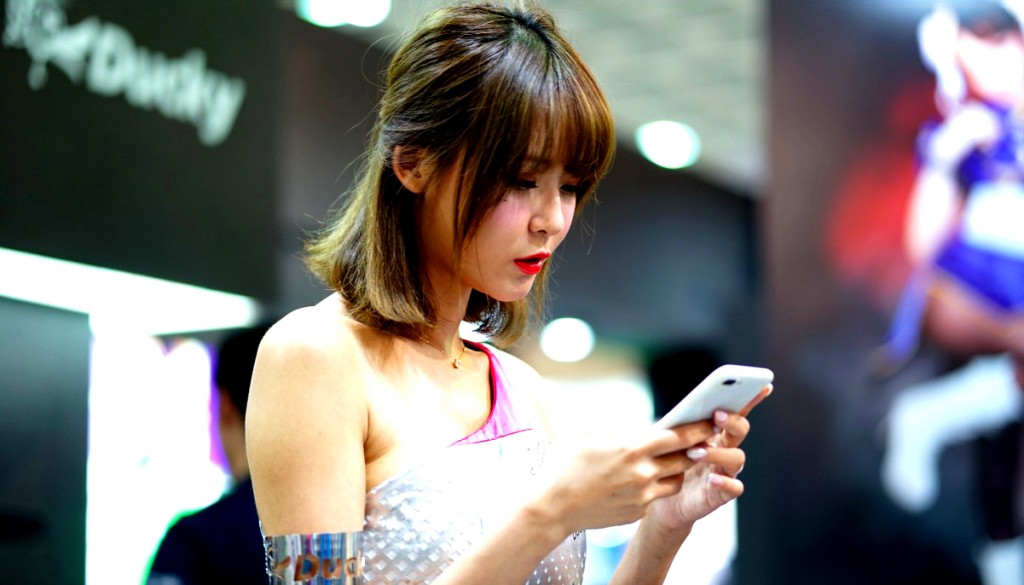 鋒巢網圖文直播| 帶你橫掃2018臺北電腦展-鋒巢網