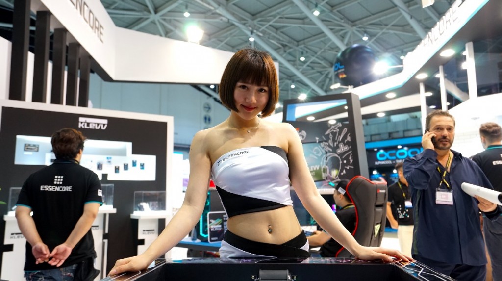 鋒巢網圖文直播| 帶你橫掃2018臺北電腦展-鋒巢網