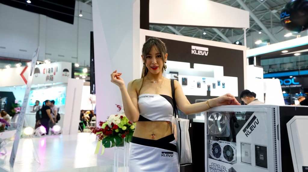 鋒巢網圖文直播| 帶你橫掃2018臺北電腦展-鋒巢網