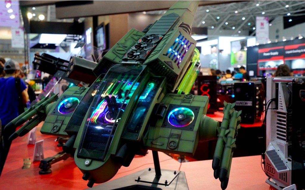 鋒巢網圖文直播| 帶你橫掃2018臺北電腦展-鋒巢網