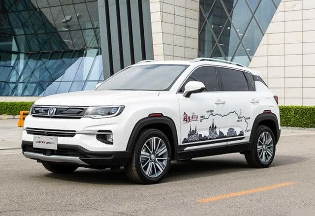 國產版小途昂亮相街頭,帥的一塌糊涂,僅售6萬,寶駿510涼了-鋒巢網