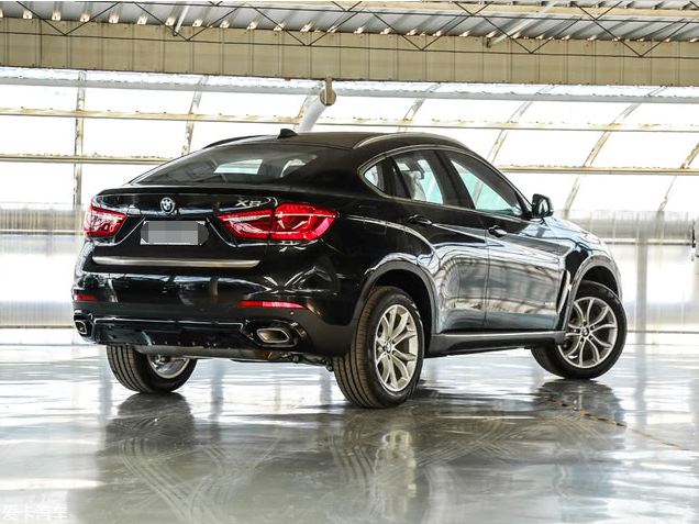 寶馬全新一代X6渲染圖 延續(xù)家族風格特點-鋒巢網