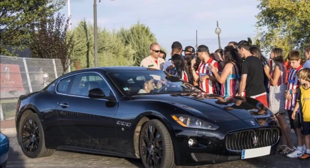 世界杯球星座駕大曝光，差距不是一點點！-鋒巢網