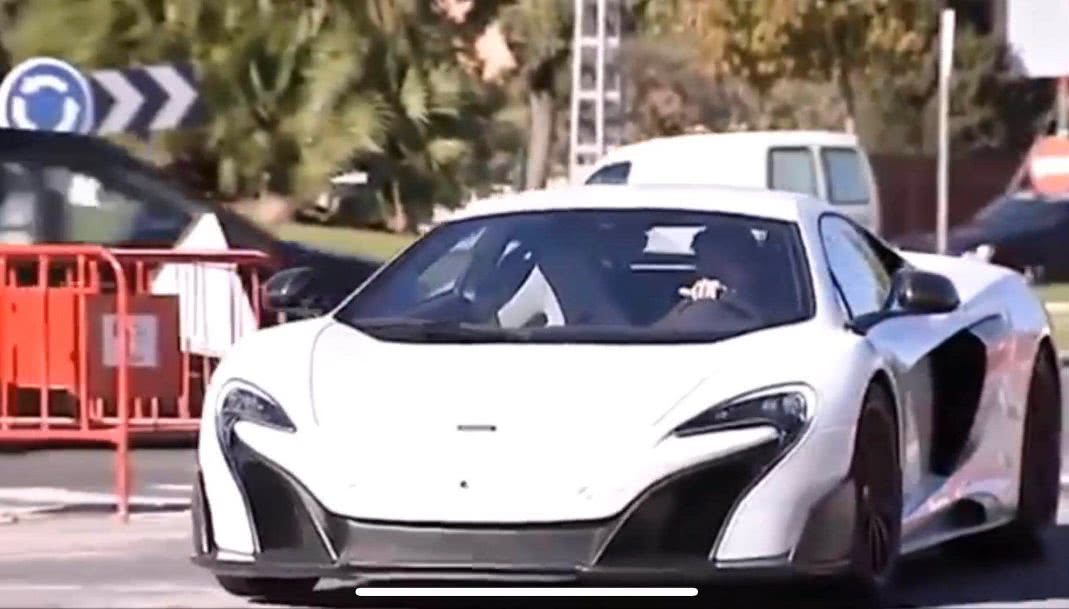 世界杯球星座駕大曝光，差距不是一點點！-鋒巢網