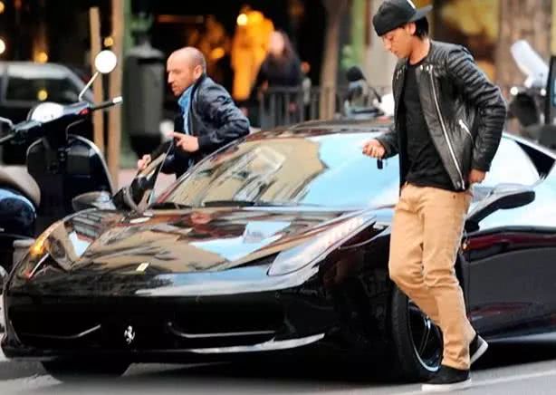 世界杯球星座駕大曝光，差距不是一點點！-鋒巢網