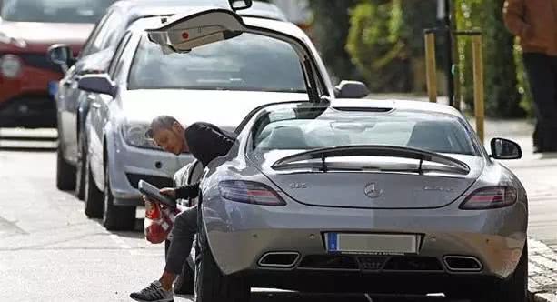 世界杯球星座駕大曝光，差距不是一點點！-鋒巢網