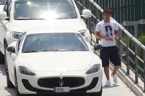 世界杯球星座駕大曝光，差距不是一點點！-鋒巢網