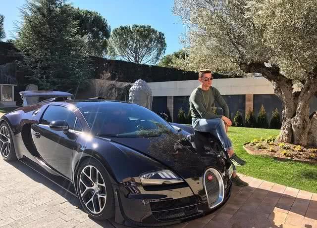 世界杯球星座駕大曝光，差距不是一點點！-鋒巢網