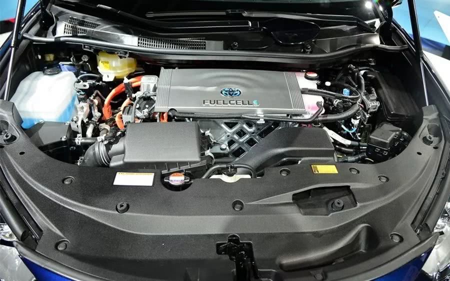 豐田的Mirai不燒一滴油不耗一度電?-鋒巢網(wǎng)