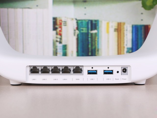 三大旗艦路由器橫評對比,哪一個更能獲得你的芳心?-鋒巢網