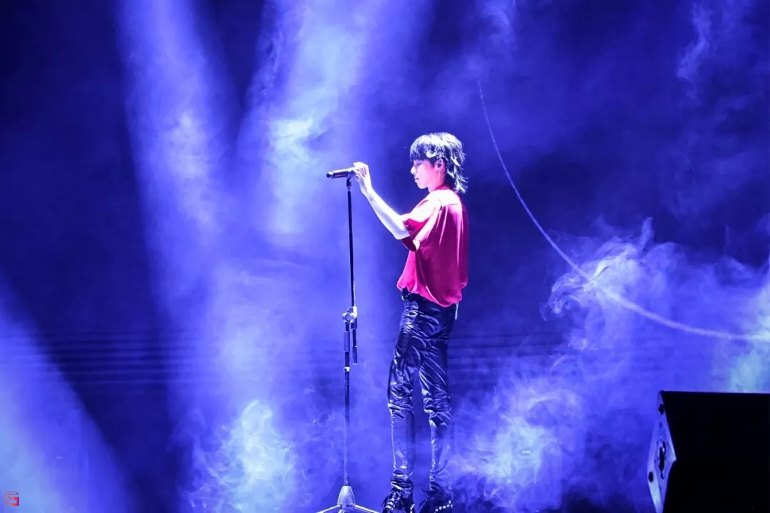 解析華晨宇代言Galaxy A9 Star：鑄造三星「百變」?fàn)I銷之路-鋒巢網(wǎng)