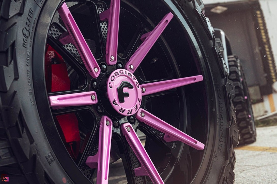 粉色Mercedes-Benz G-Class,特別定制,剛柔并重!-鋒巢網