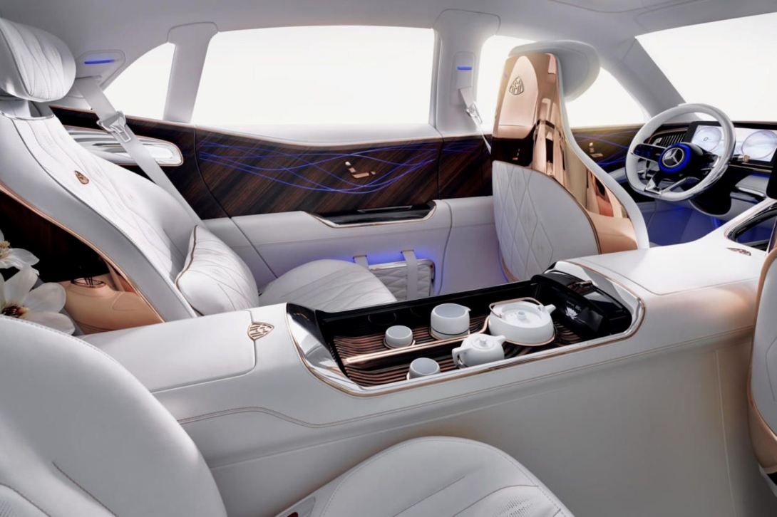 奔馳SUV Maybach Ultimate Luxury 官方發(fā)圖-鋒巢網(wǎng)