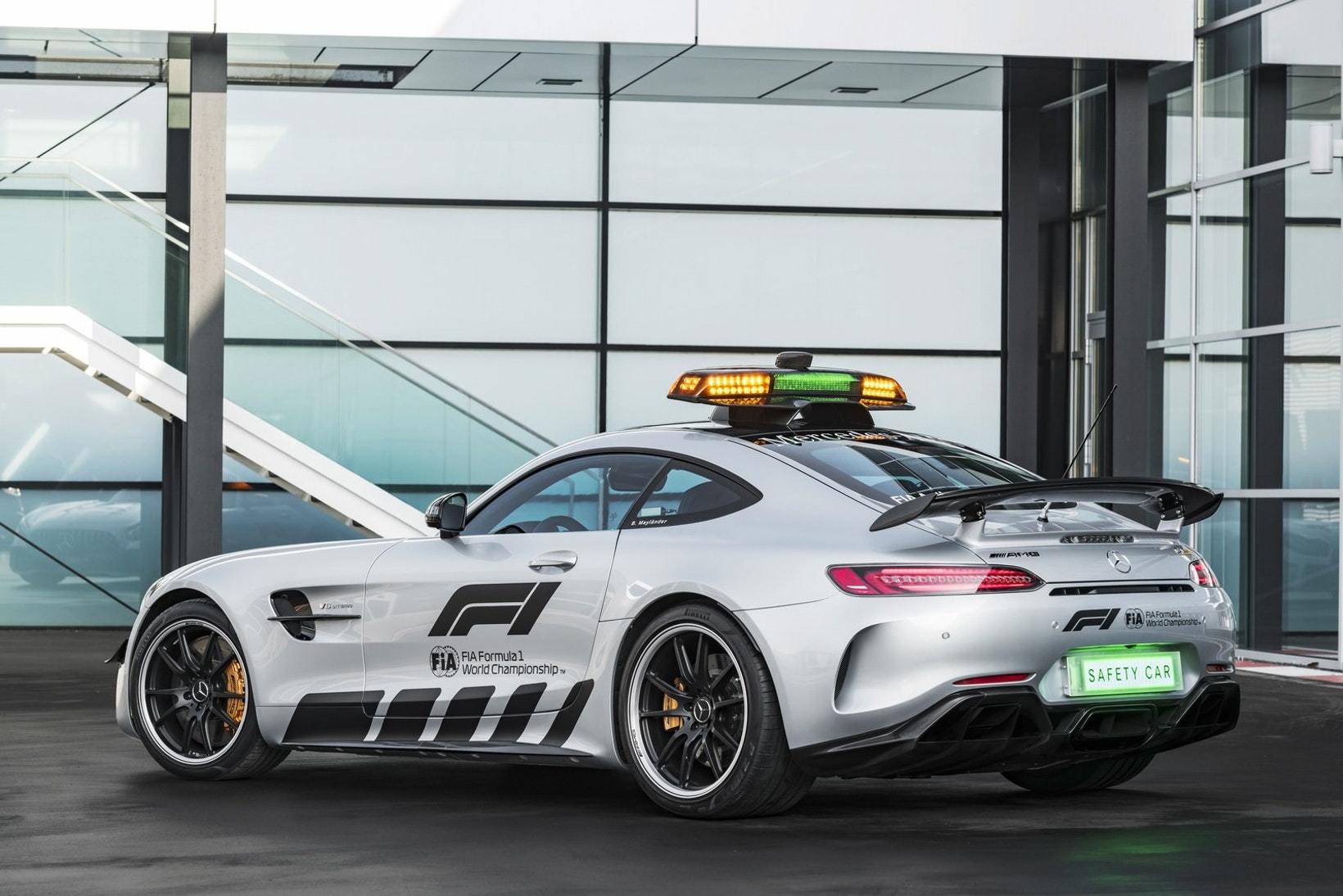 「史上最強(qiáng)」F1 安全車  Mercedes-AMG GT R-鋒巢網(wǎng)