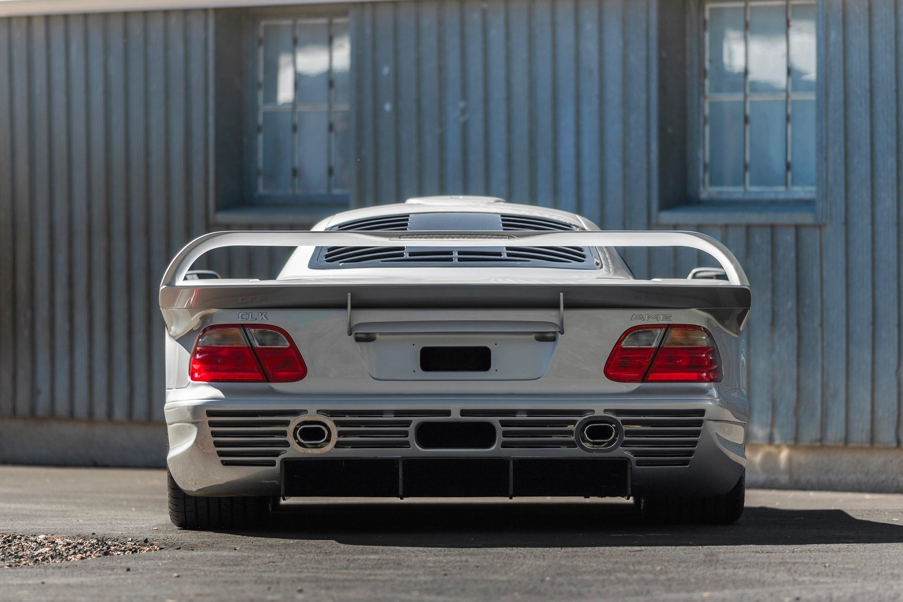 Mercedes-Benz AMG CLK GTR 拍賣 估價最高逾 3,500 萬人民幣！-鋒巢網