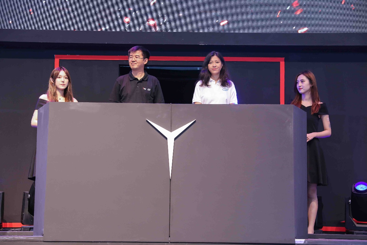 Y字閃耀ChinaJoy，聯想與英特爾聯合發布拯救者新款游戲本-鋒巢網