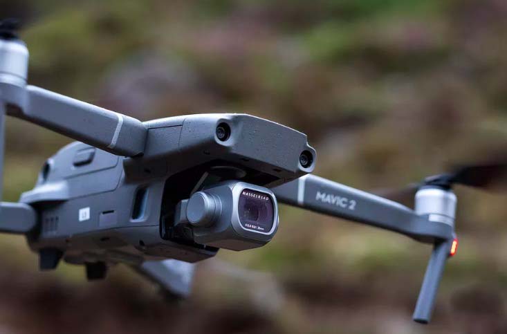 大疆新款Mavic 2無人機 升級了攝像頭和變焦鏡頭-鋒巢網