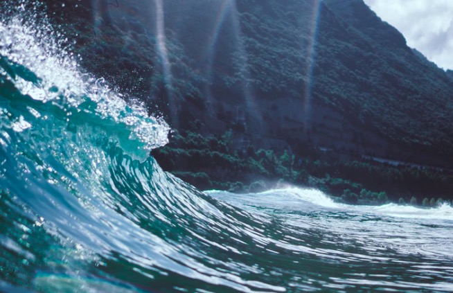 每天凈賺3.6億元 暴利的中國移動仍面臨巨大壓力-鋒巢網