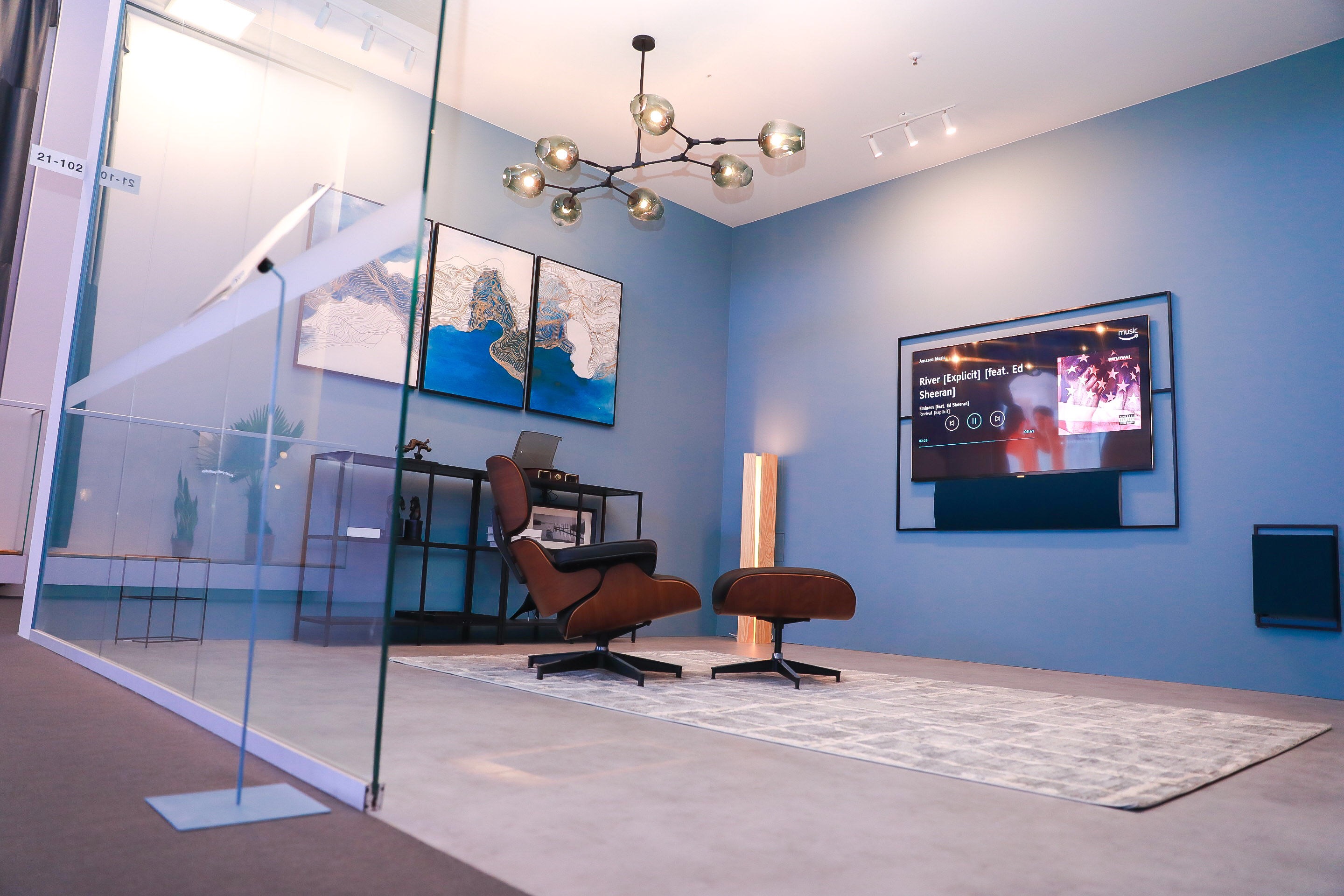 【德國IFA2018 鋒巢網直擊】TCL電視時尚匠心設計 引發國內外媒體熱議-鋒巢網