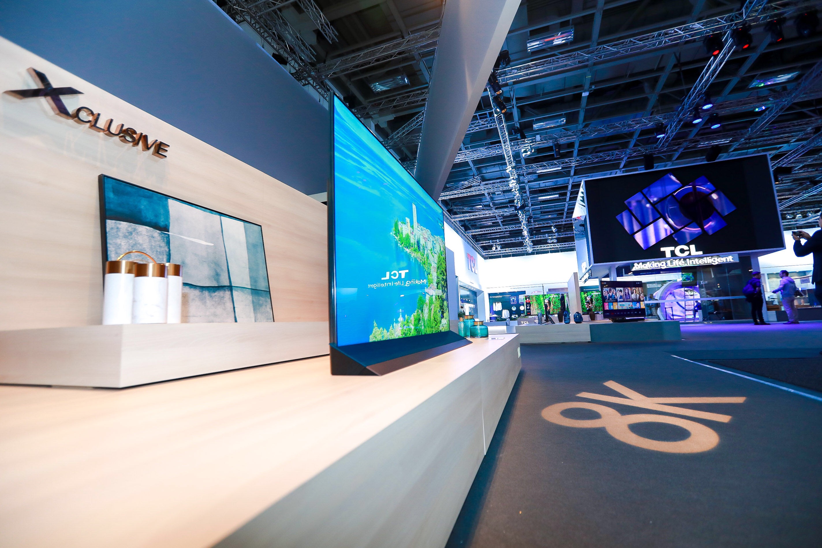 【德國IFA2018 鋒巢網直擊】TCL電視時尚匠心設計 引發國內外媒體熱議-鋒巢網