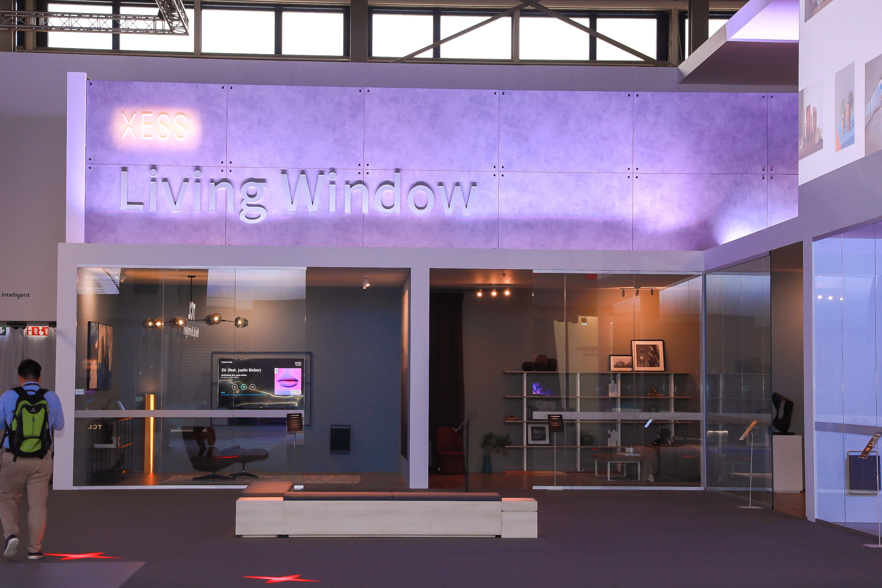 【德國IFA2018 鋒巢網直擊】TCL電視時尚匠心設計 引發國內外媒體熱議-鋒巢網