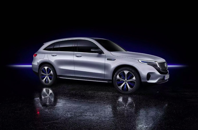 奔馳首款SUV電動汽車 EQC 問世-鋒巢網