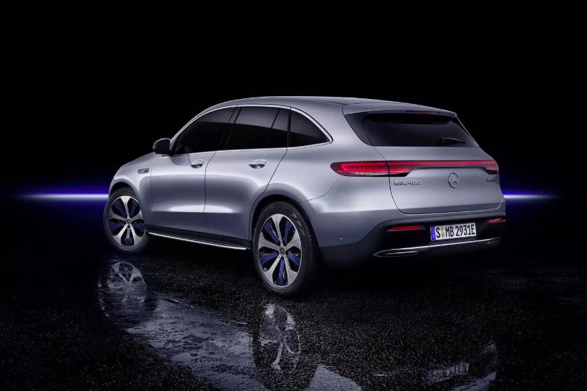 奔馳首款SUV電動汽車 EQC 問世-鋒巢網