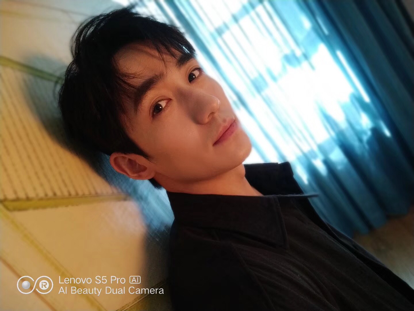 朱一龍與聯想S5 Pro氣質相投-鋒巢網