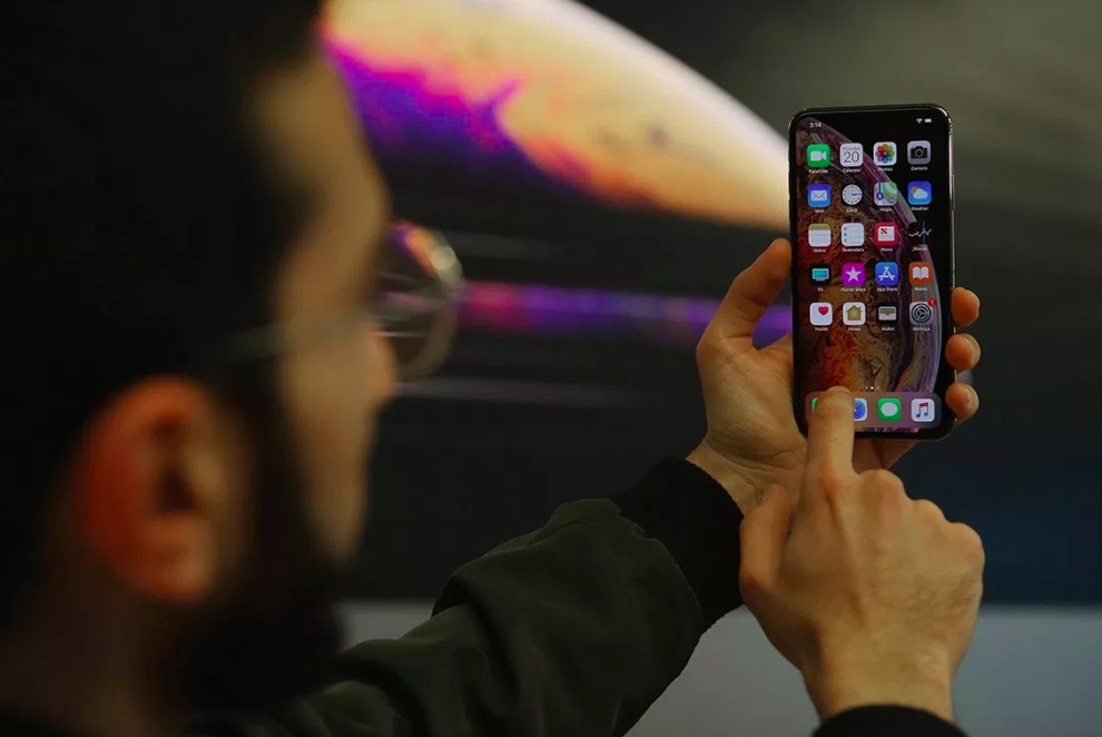 蘋果增加偵查垃圾電話騷擾功能-鋒巢網(wǎng)