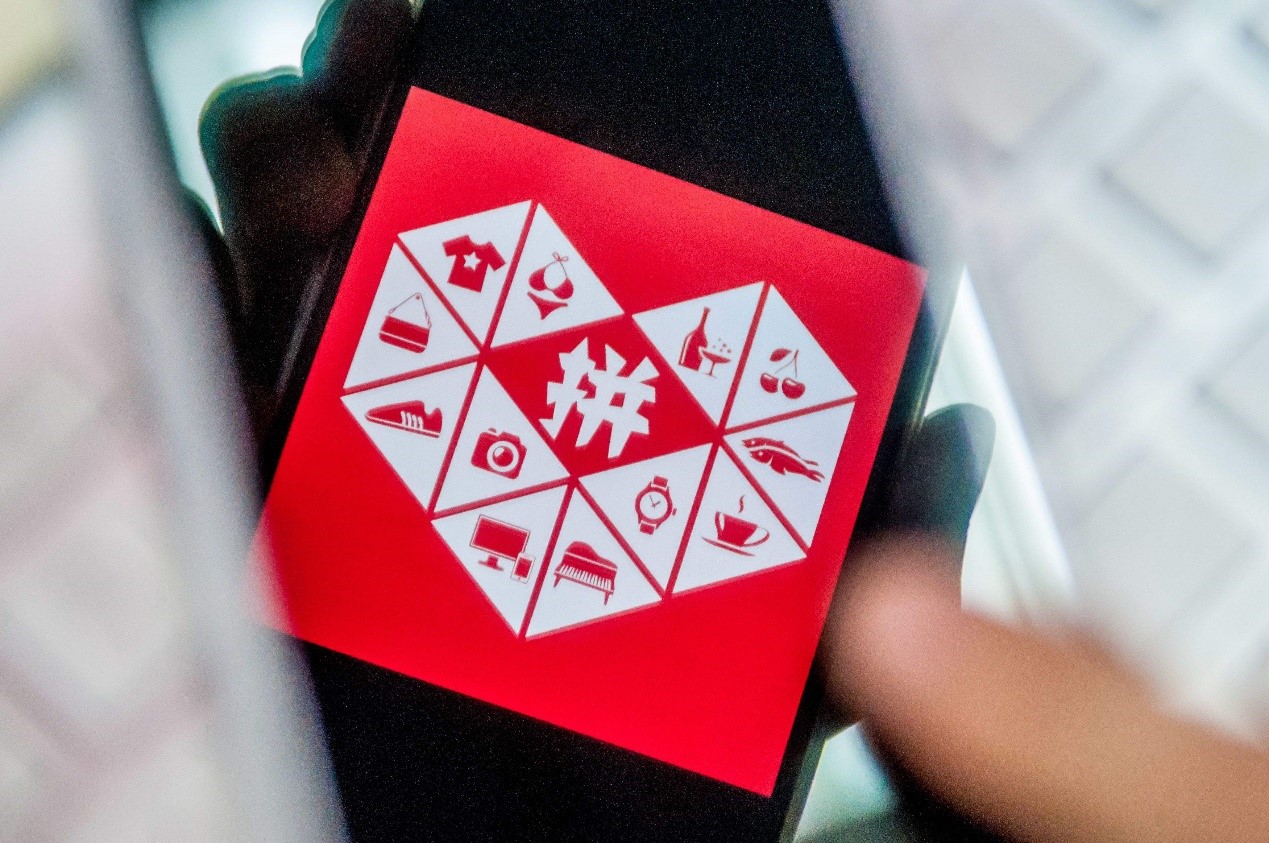 “入城者”拼多多:愛“拼”才能贏-鋒巢網