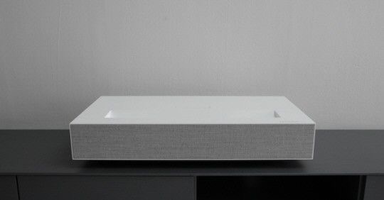 LG的第二代4K激光投影儀就在離你家墻壁兩英寸遠的地方工作-鋒巢網