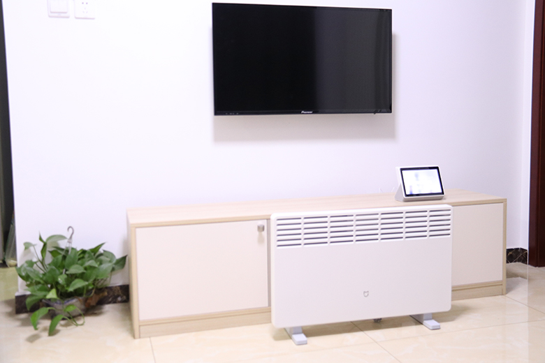 在哪刷手機都不會冷 米家電暖器溫暖你的冬天-鋒巢網