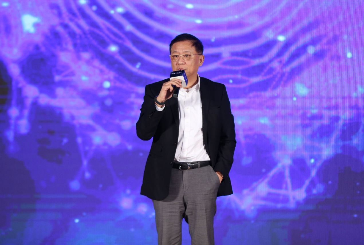 京東舉辦首屆大數據峰會 打造智能零售大數據“操作系統”-鋒巢網