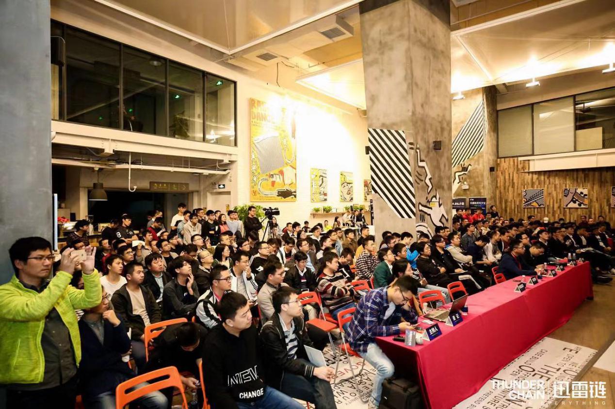 藏龍臥虎！迅雷鏈沙龍現場驚現眾多技術很牛的小姐姐-鋒巢網