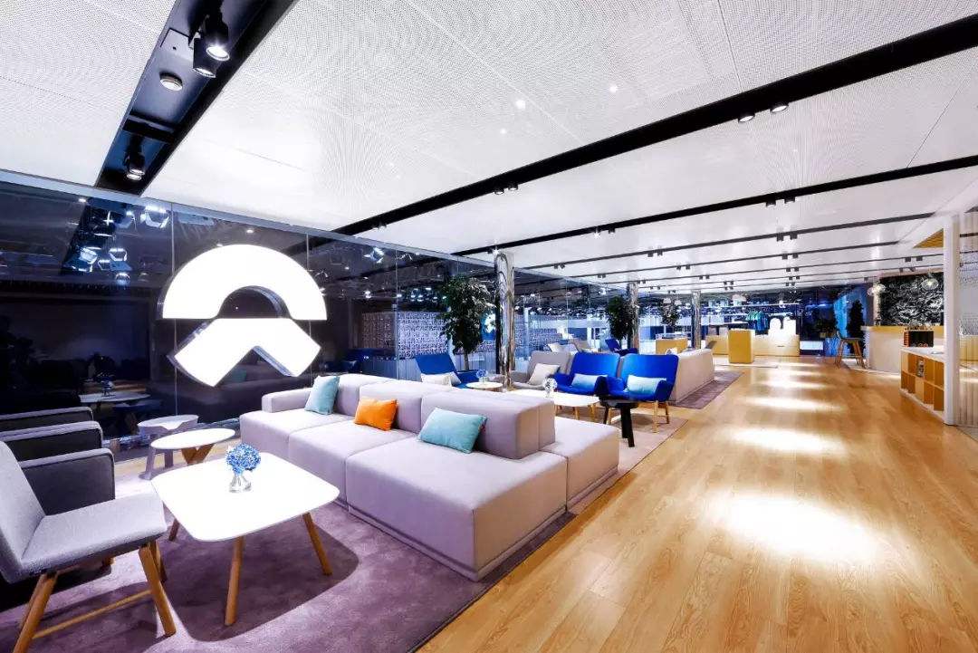 蔚來：產品不夠，服務來湊？-鋒巢網