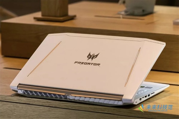 宏碁掠奪者HELIOS 300白金版評測:電競筆記本中的優(yōu)雅野獸派-鋒巢網(wǎng)