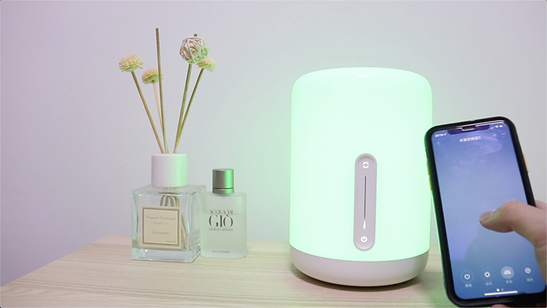 在家也能蹦迪 米家床頭燈2照亮你的美-鋒巢網