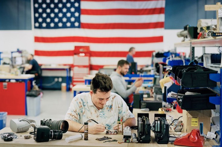 Palmer Luckey的公司獲得了五角大樓Maven AI項目的合同-鋒巢網