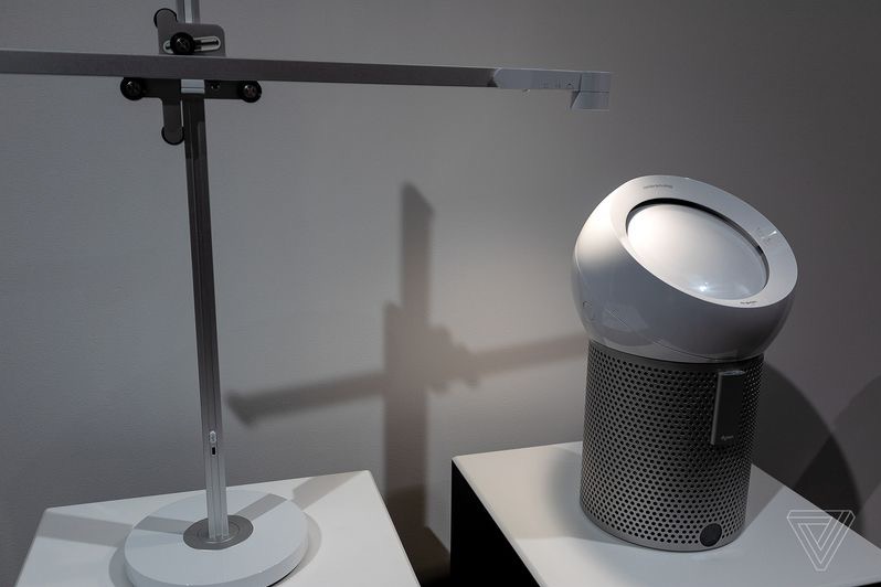 戴森的新環境燈有望使用60年，并內置USB-C端口-鋒巢網