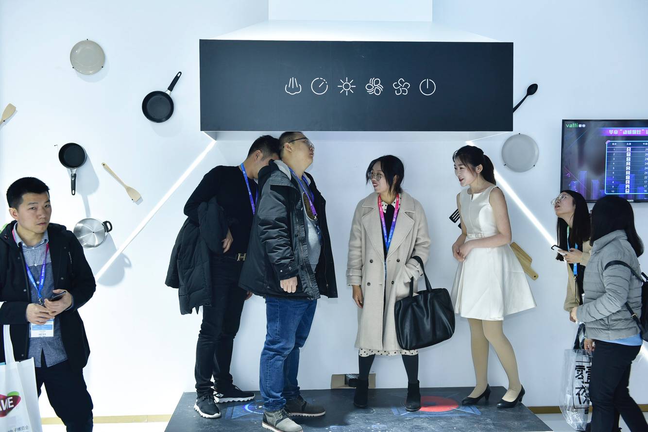 2019AWE家電興AI風,華帝:智能要讓生活更輕松-鋒巢網