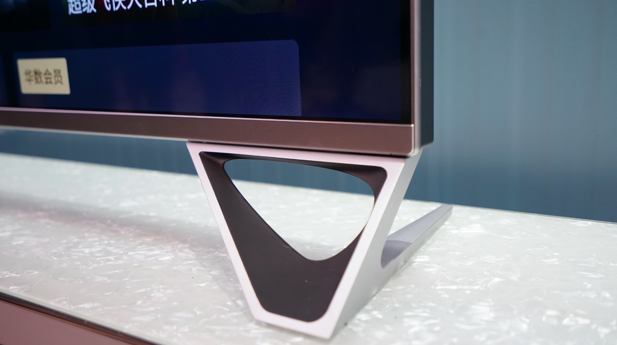 樂融Letv超強回歸：聯(lián)手漫威，起航健康“凈藍”護眼-鋒巢網