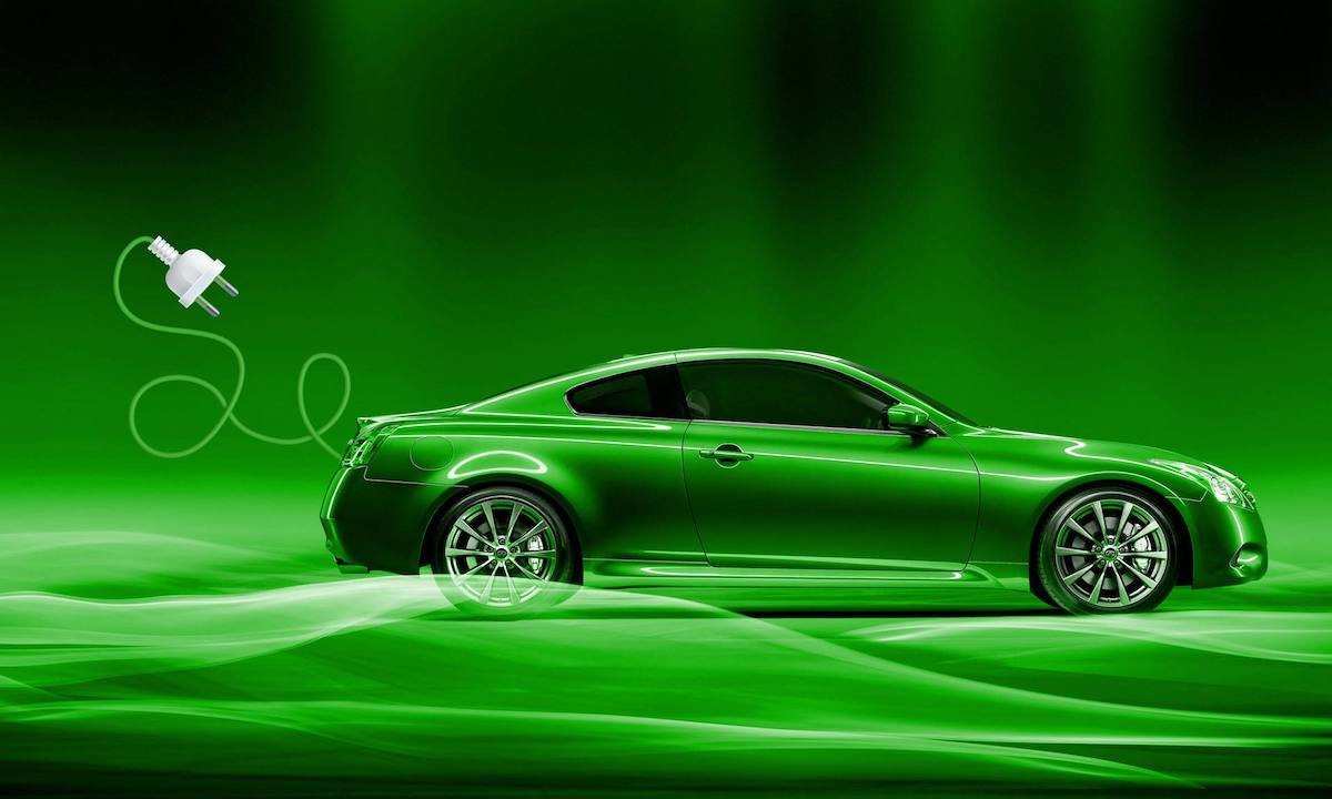 站在風(fēng)口上的新能源汽車-鋒巢網(wǎng)