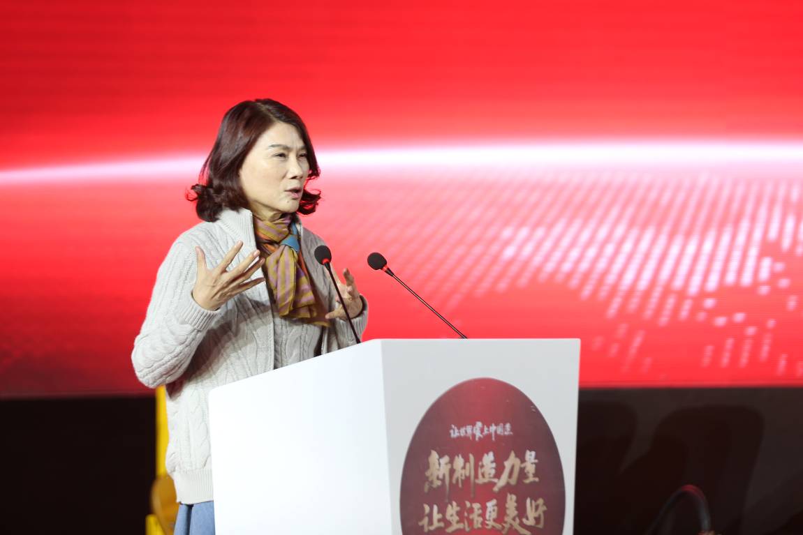 企業家里的第一網紅-鋒巢網