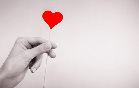 日本如何吸干宅男的血-鋒巢網