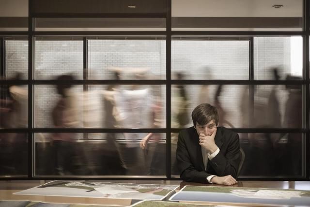 那些“高危”的互聯(lián)網(wǎng)中層-鋒巢網(wǎng)