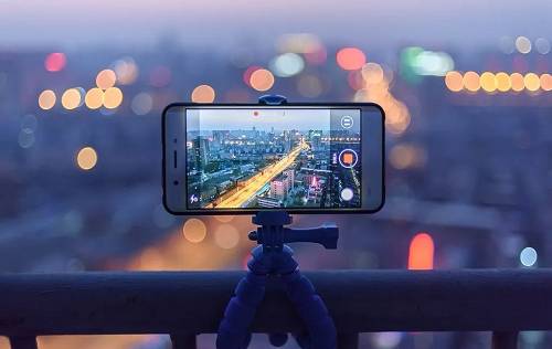 中國直播江湖恩仇錄-鋒巢網