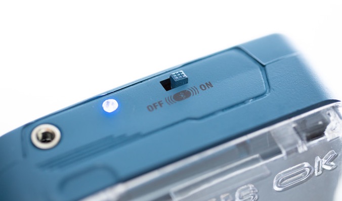 一款便攜式藍牙盒式磁帶播放器將復古音頻帶入2019年-鋒巢網