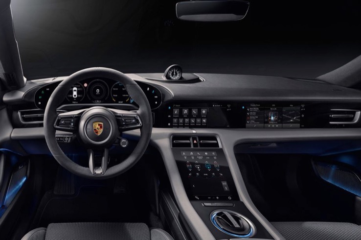 保時捷在9月4日前展示了其首款電動車的內(nèi)飾-鋒巢網(wǎng)